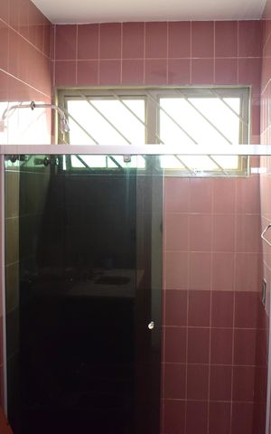 Casa para alugar com 295m², 4 quartos e 4 vagasBanheiro Social