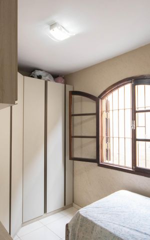 Casa à venda com 140m², 4 quartos e 2 vagas Casa à venda com 140m², 4 quartos e 2 vagasQuarto 1