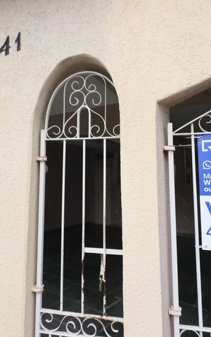 Casa à venda com 276m², 3 quartos e 3 vagasPlaca