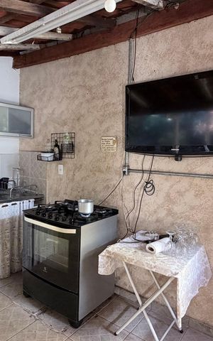Casa à venda com 101m², 2 quartos e 3 vagas Casa à venda com 101m², 2 quartos e 3 vagasÁrea externa