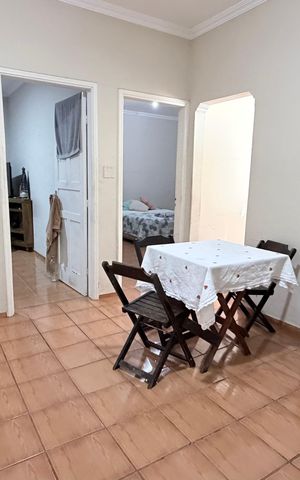 Casa à venda com 101m², 2 quartos e 3 vagas Casa à venda com 101m², 2 quartos e 3 vagasSala