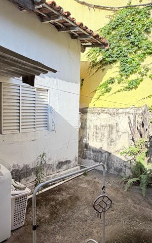 Casa à venda com 101m², 2 quartos e 3 vagas Casa à venda com 101m², 2 quartos e 3 vagasÁrea externa