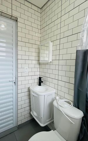 Apartamento para alugar com 22m², 1 quarto e sem vaga Apartamento para alugar com 22m², 1 quarto e sem vagaBanheiro Social