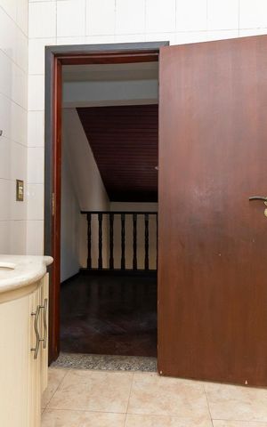 Casa à venda com 200m², 4 quartos e 3 vagasBanheiro Social 1