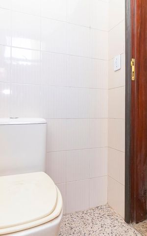 Casa à venda com 200m², 4 quartos e 3 vagasBanheiro Social 2