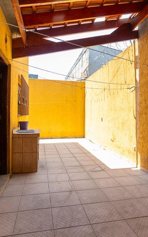 Casa à venda com 200m², 4 quartos e 3 vagasQuintal