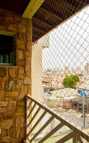 Casa à venda com 180m², 3 quartos e 4 vagas Casa à venda com 180m², 3 quartos e 4 vagasVaranda da Suite 1