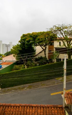 Casa à venda com 180m², 3 quartos e 4 vagas Casa à venda com 180m², 3 quartos e 4 vagasVaranda da Suite 1