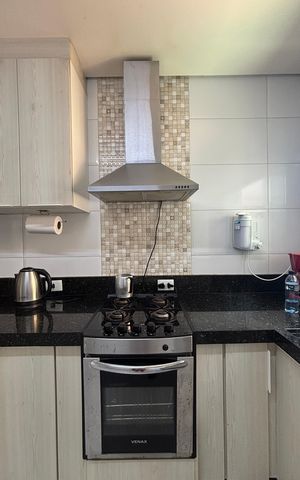 Casa à venda com 220m², 4 quartos e 3 vagas Casa à venda com 220m², 4 quartos e 3 vagasCozinha
