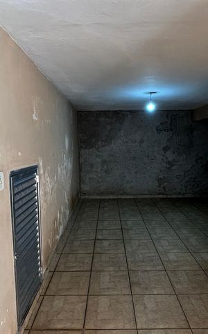 Casa à venda com 220m², 4 quartos e 3 vagas Casa à venda com 220m², 4 quartos e 3 vagasQuintal