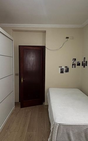 Casa à venda com 220m², 4 quartos e 3 vagas Casa à venda com 220m², 4 quartos e 3 vagasSuite 1