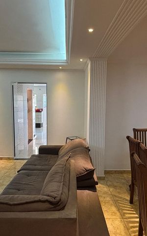 Casa à venda com 220m², 4 quartos e 3 vagas Casa à venda com 220m², 4 quartos e 3 vagasSala - Sala de Jantar