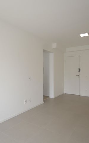 Apartamento para alugar com 86m², 2 quartos e 2 vagasSala