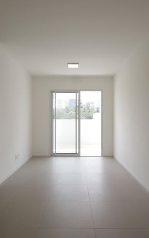 Apartamento para alugar com 86m², 2 quartos e 2 vagasSala