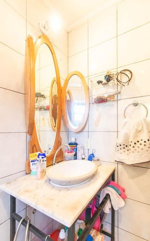 Casa à venda com 390m², 4 quartos e 2 vagasBanheiro da Suíte