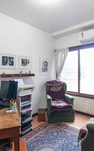 Casa à venda com 390m², 4 quartos e 2 vagasQuarto 3