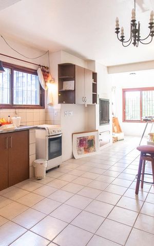 Casa à venda com 390m², 4 quartos e 2 vagasCozinha
