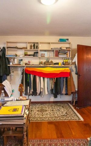 Casa à venda com 390m², 4 quartos e 2 vagasQuarto 1