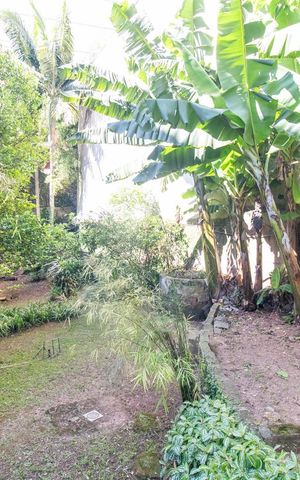Casa à venda com 390m², 4 quartos e 2 vagasQuintal