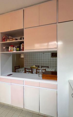 Casa à venda com 253m², 4 quartos e 5 vagas Casa à venda com 253m², 4 quartos e 5 vagasCozinha