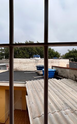 Casa à venda com 253m², 4 quartos e 5 vagas Casa à venda com 253m², 4 quartos e 5 vagasVista do Quarto 2