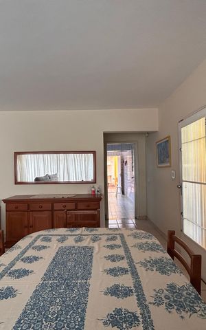 Casa à venda com 253m², 4 quartos e 5 vagas Casa à venda com 253m², 4 quartos e 5 vagasSala