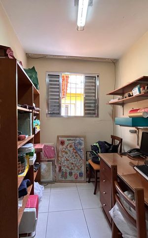 Casa à venda com 253m², 4 quartos e 5 vagas Casa à venda com 253m², 4 quartos e 5 vagasEscritório