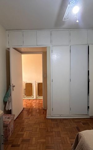 Casa à venda com 253m², 4 quartos e 5 vagas Casa à venda com 253m², 4 quartos e 5 vagasQuarto 1