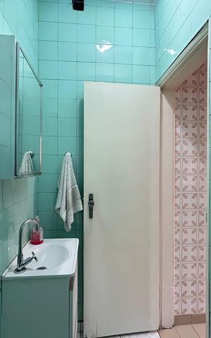 Casa à venda com 253m², 4 quartos e 5 vagas Casa à venda com 253m², 4 quartos e 5 vagasLavabo