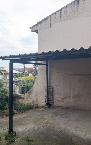 Casa à venda com 160m², 3 quartos e 2 vagas Casa à venda com 160m², 3 quartos e 2 vagasVista