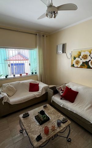 Casa à venda com 148m², 3 quartos e 2 vagas Casa à venda com 148m², 3 quartos e 2 vagasSala de TV