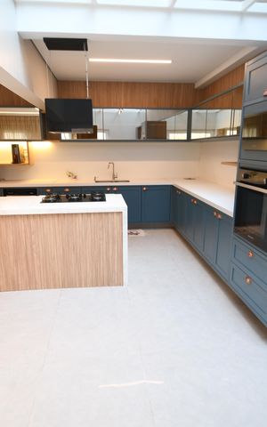 Casa de condomínio à venda com 280m², 3 quartos e 2 vagasCozinha