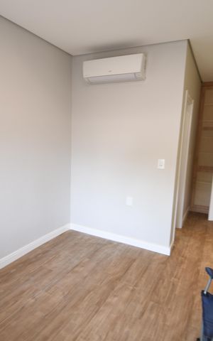 Casa de condomínio à venda com 280m², 3 quartos e 2 vagasQuarto 2 - Suíte