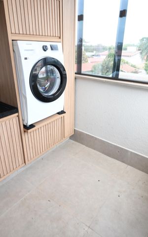 Casa de condomínio à venda com 280m², 3 quartos e 2 vagasÁrea de Serviço