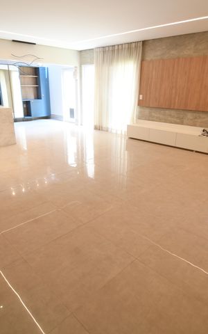 Casa de condomínio à venda com 280m², 3 quartos e 2 vagasSala