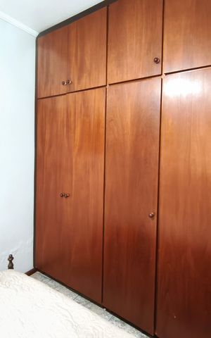 Casa à venda com 305m², 4 quartos e 3 vagas Casa à venda com 305m², 4 quartos e 3 vagasQuarto 2