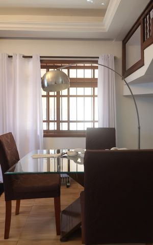 Casa à venda com 170m², 3 quartos e 5 vagasSala