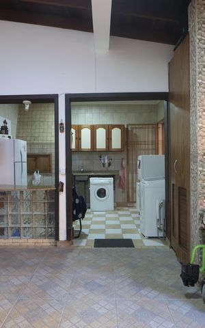 Casa à venda com 170m², 3 quartos e 5 vagasÁrea de Serviço