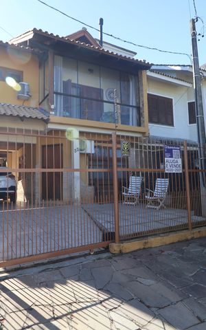 Casa à venda com 170m², 3 quartos e 5 vagasFachada