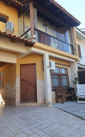 Casa à venda com 170m², 3 quartos e 5 vagasGaragem