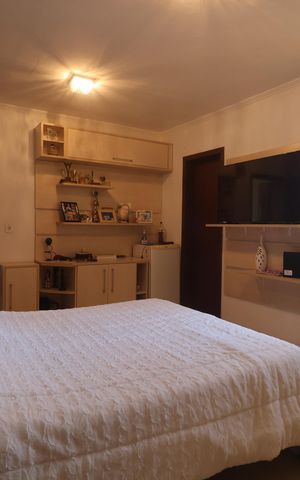 Casa à venda com 170m², 3 quartos e 5 vagasSuíte 2