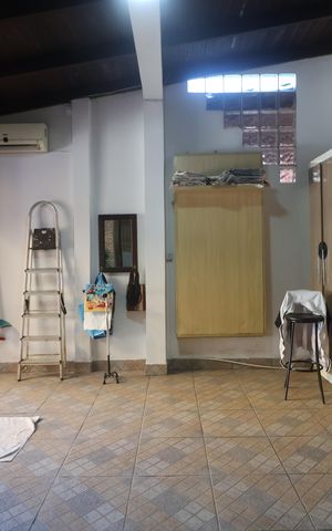 Casa à venda com 170m², 3 quartos e 5 vagasÁrea de Serviço
