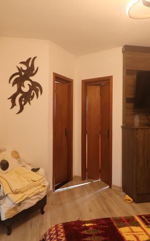 Casa à venda com 170m², 3 quartos e 5 vagasSuíte 1