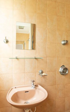 Apartamento à venda com 80m², 2 quartos e 1 vaga Apartamento à venda com 80m², 2 quartos e 1 vagaBanheiro de Serviço