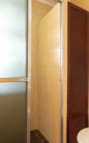 Apartamento à venda com 80m², 2 quartos e 1 vaga Apartamento à venda com 80m², 2 quartos e 1 vagaBanheiro