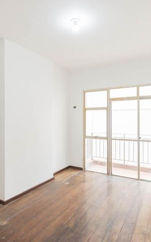 Apartamento à venda com 68m², 2 quartos e 1 vagaSala