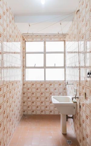 Apartamento à venda com 68m², 2 quartos e 1 vagaÁrea de Serviço