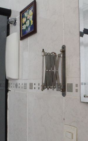 Apartamento à venda com 241m², 4 quartos e 2 vagasBanheiro 1