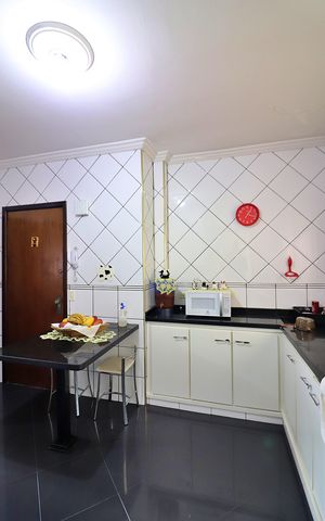Apartamento à venda com 87m², 3 quartos e 2 vagasCozinha