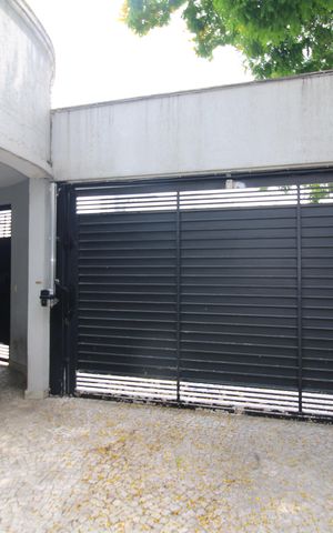 Casa para alugar com 520m², 4 quartos e 4 vagasGaragem